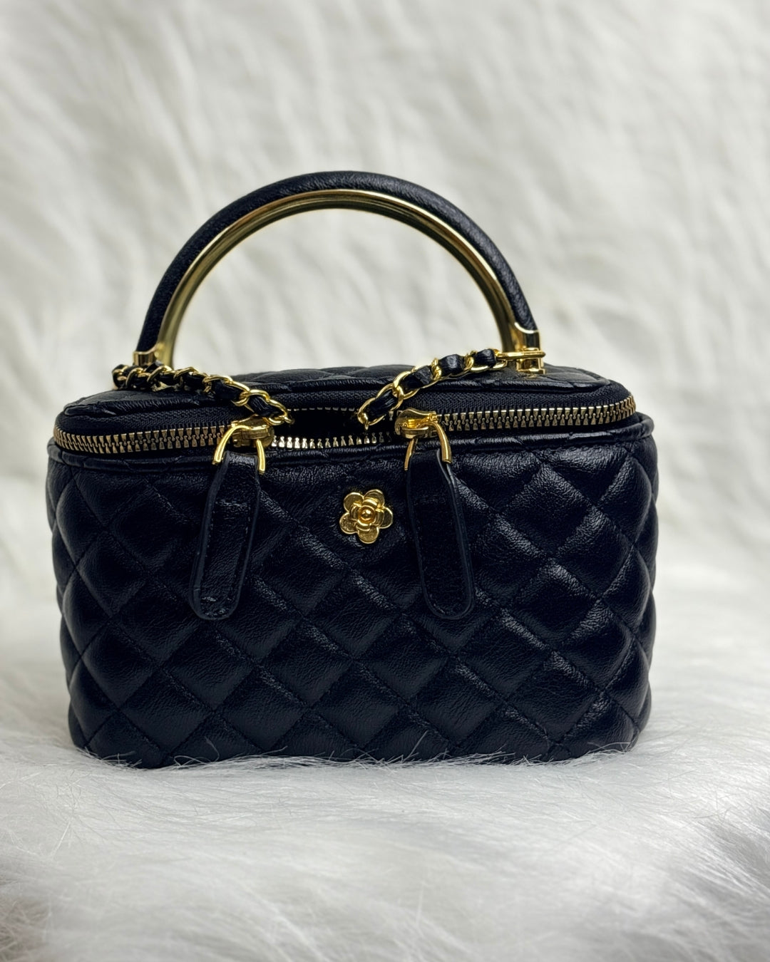 The Luxe Vanity