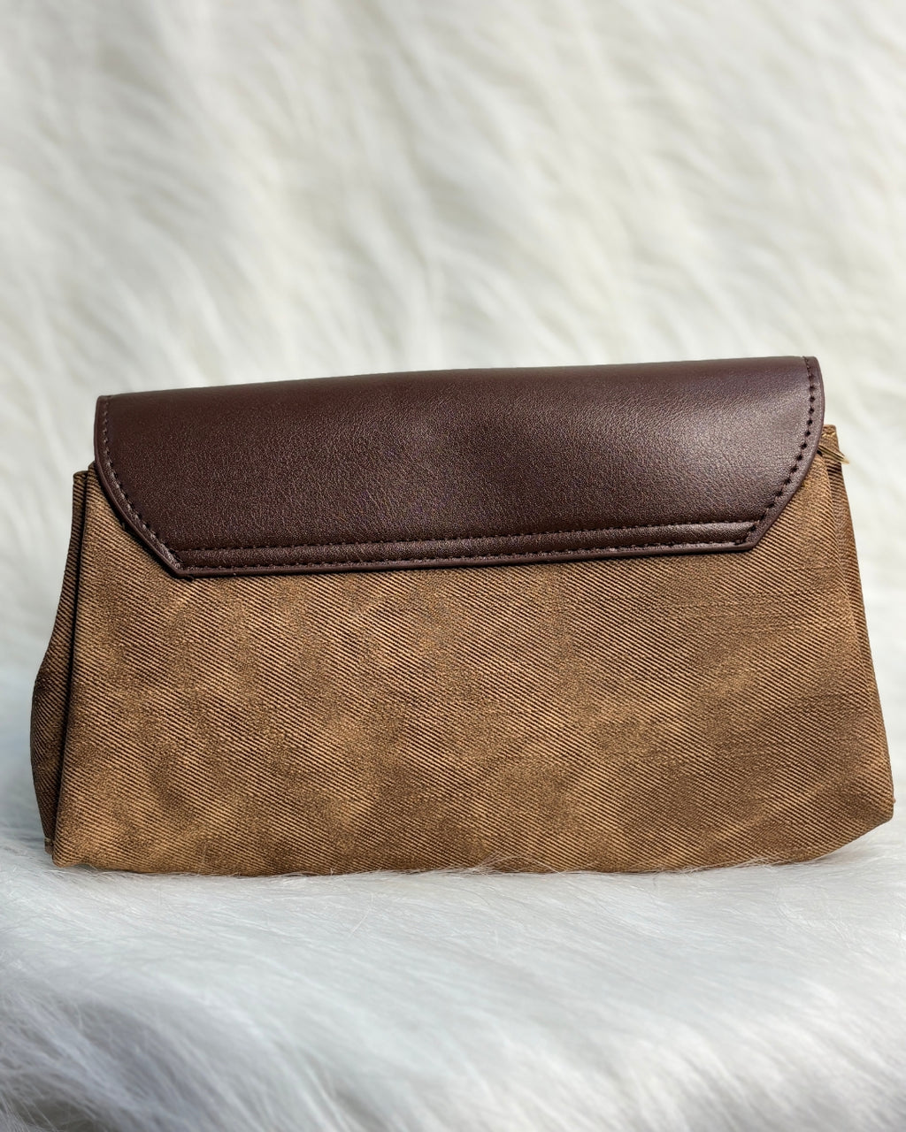 Elegance Clutch