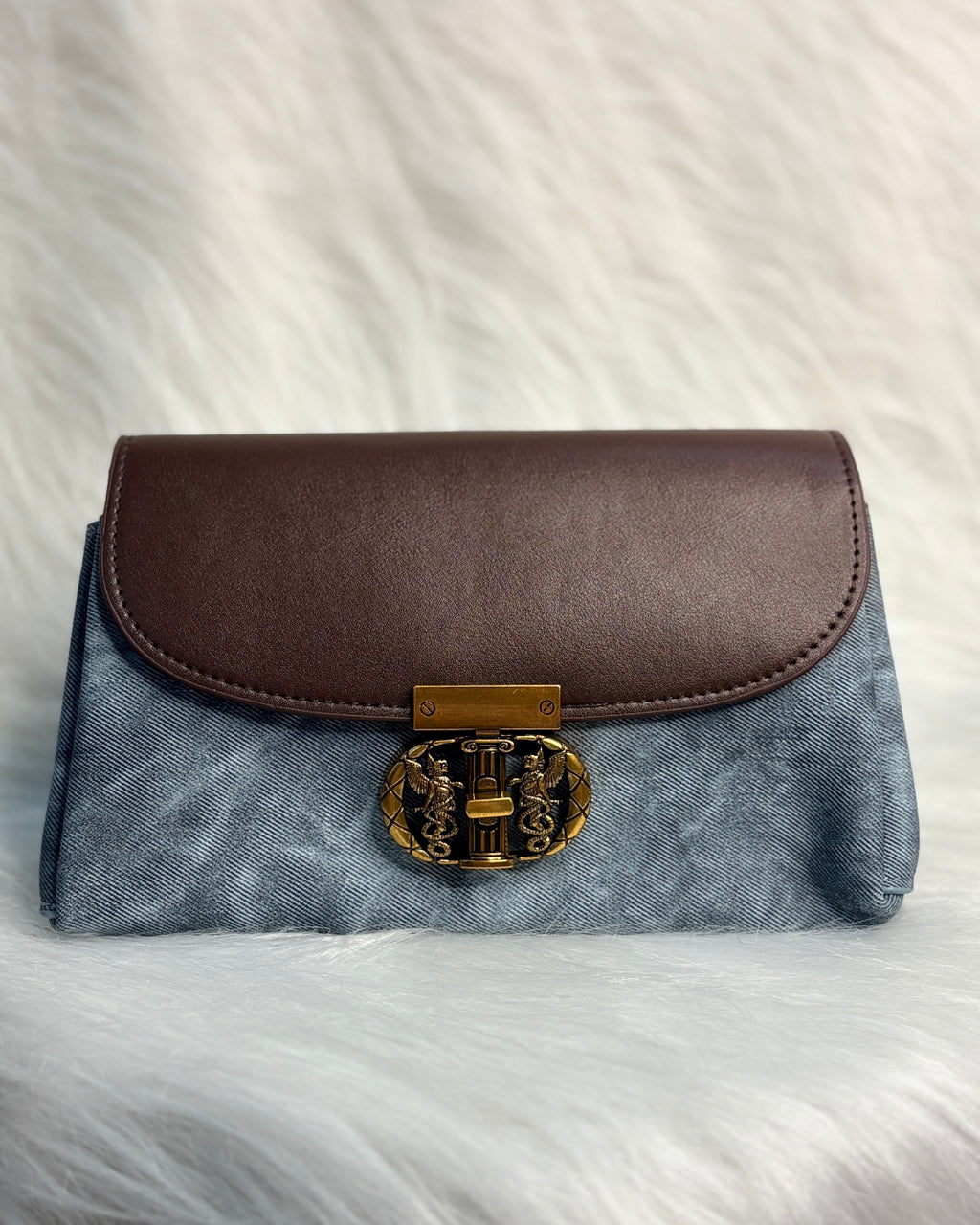 Elegance Clutch