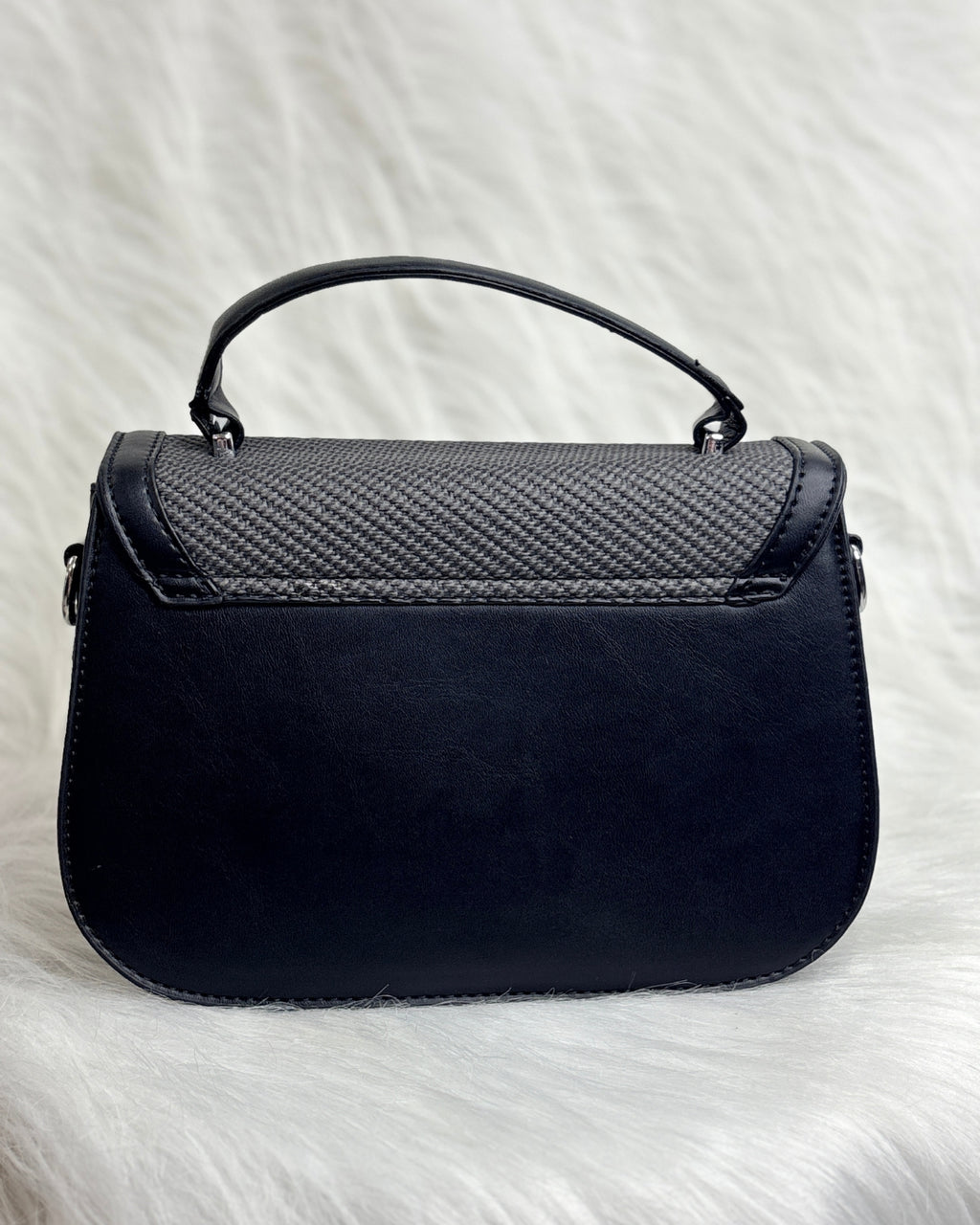 Silk Twist Bag
