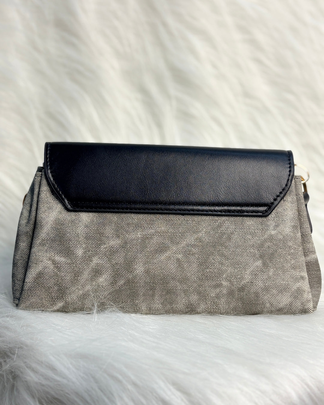 Elegance Clutch