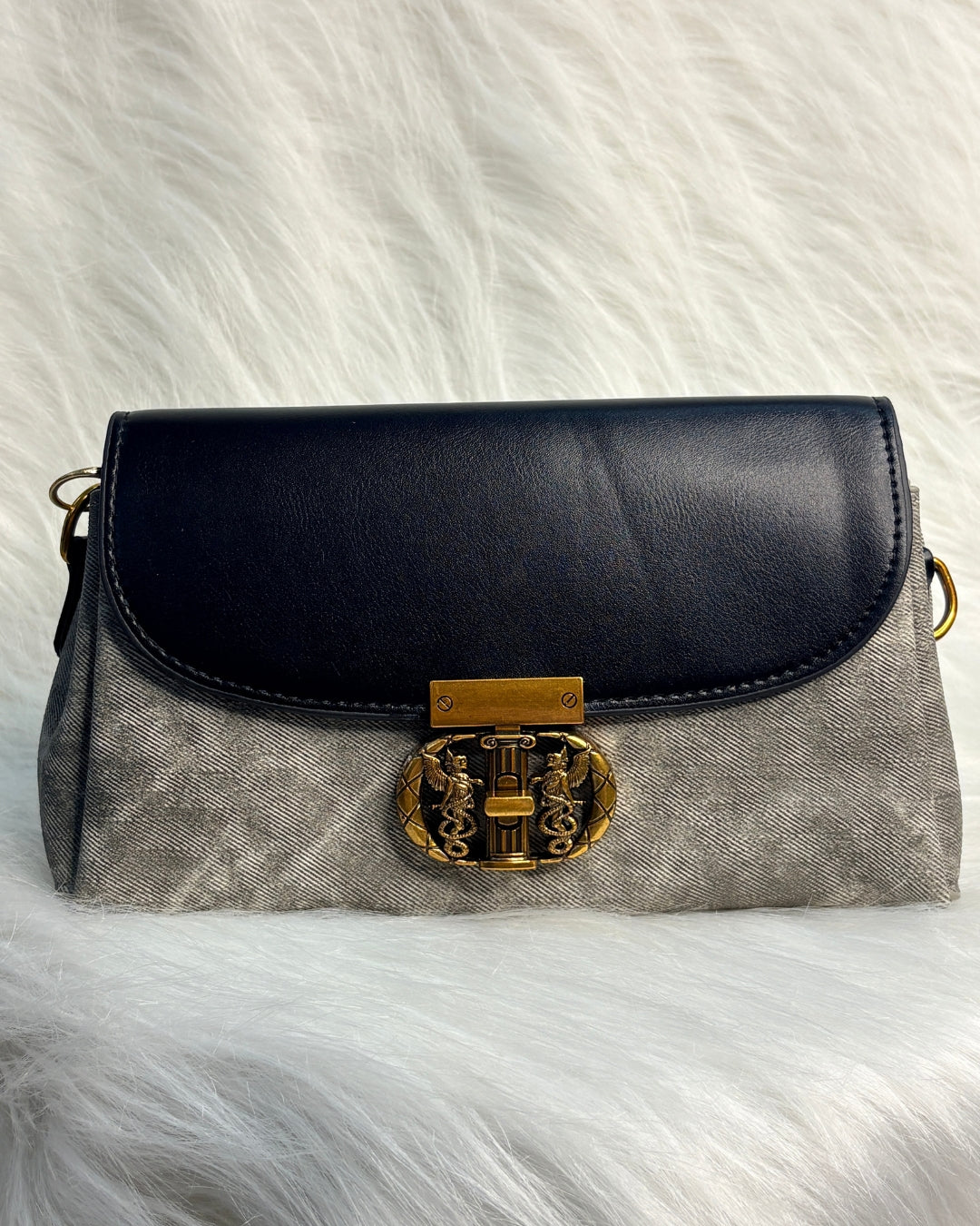 Elegance Clutch