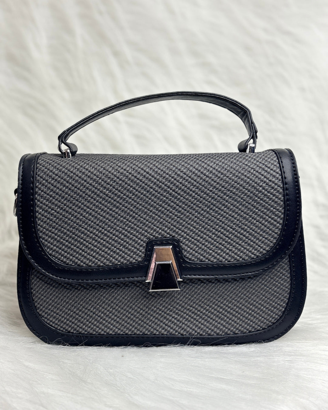 Silk Twist Bag