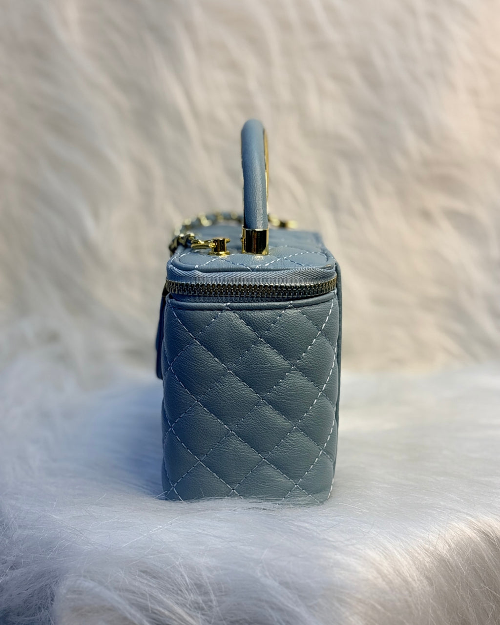 The Luxe Vanity