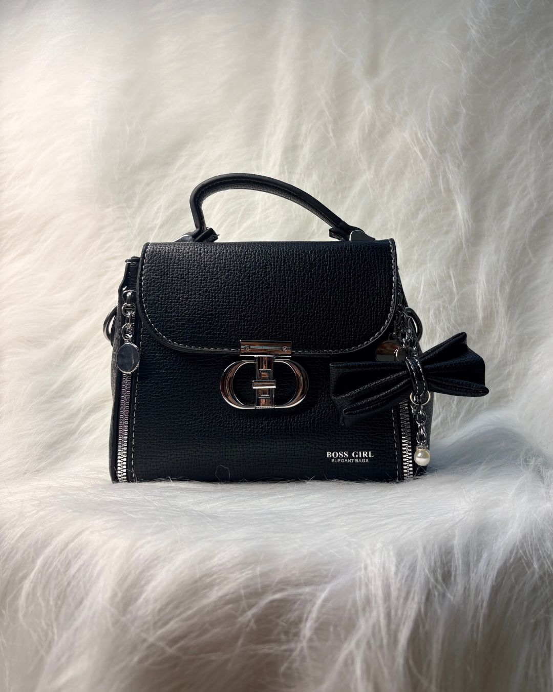 The Chic Bow