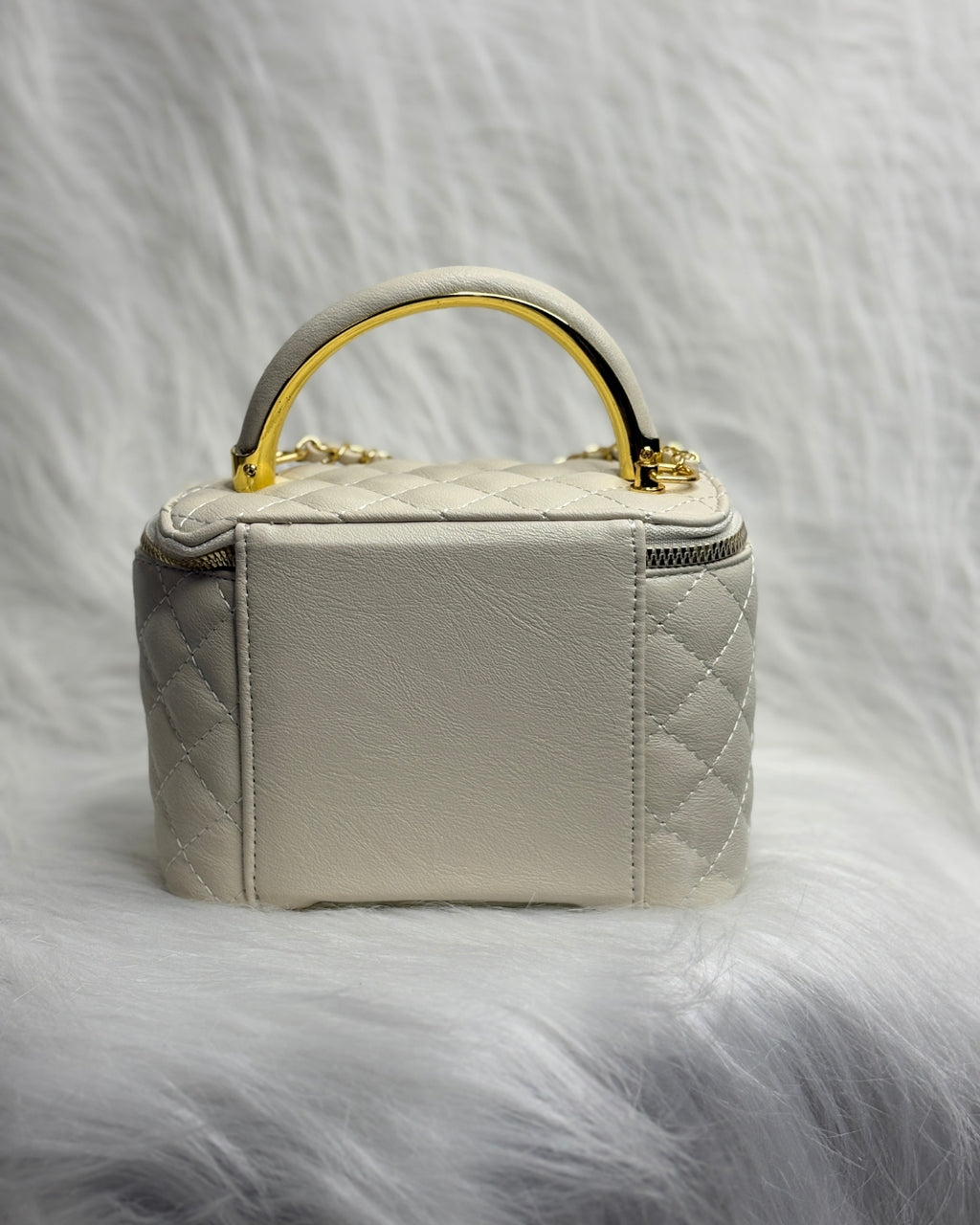 The Luxe Vanity