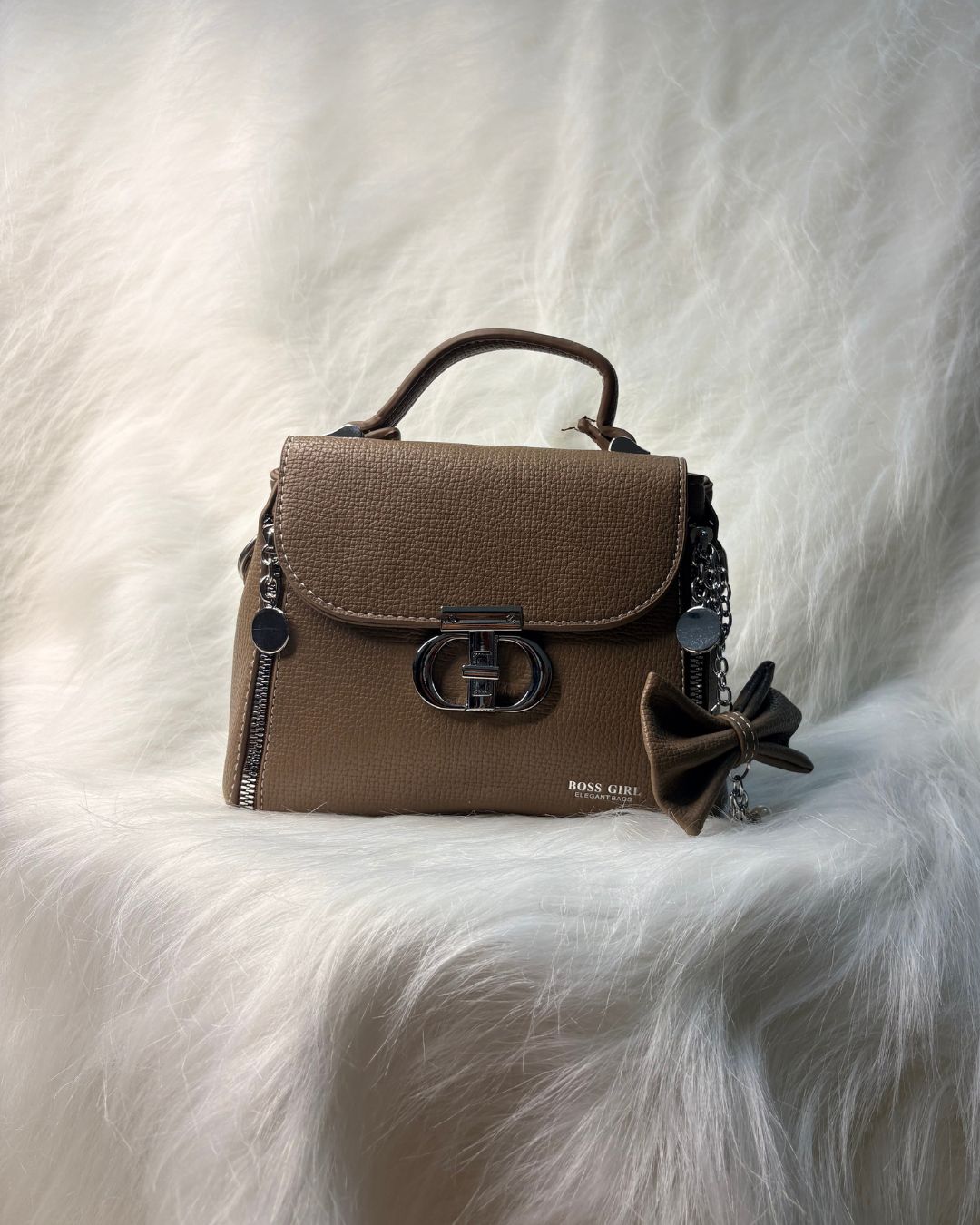 The Chic Bow